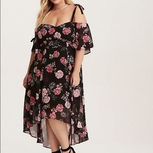 BLACK FLORAL HI-LO CHIFFON MIDI DRESS